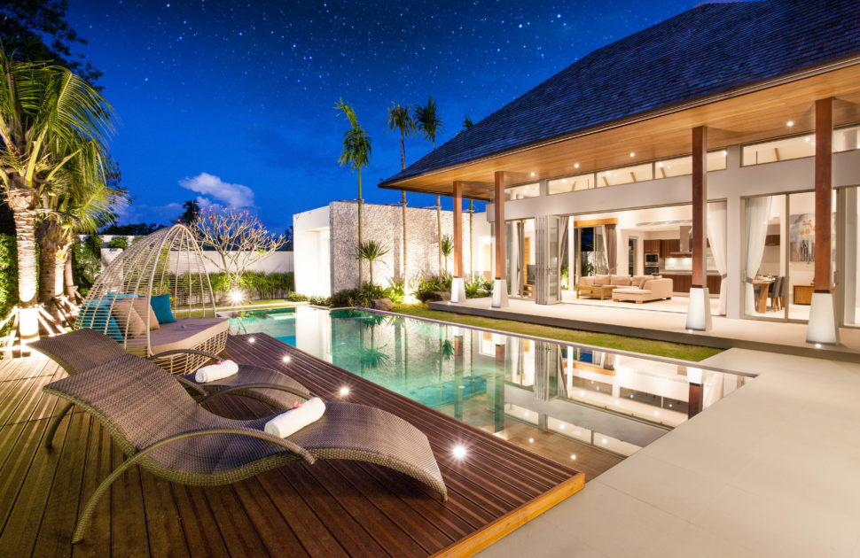 luxury-interior-and-exterior-design-pool-villa-with-livingroom